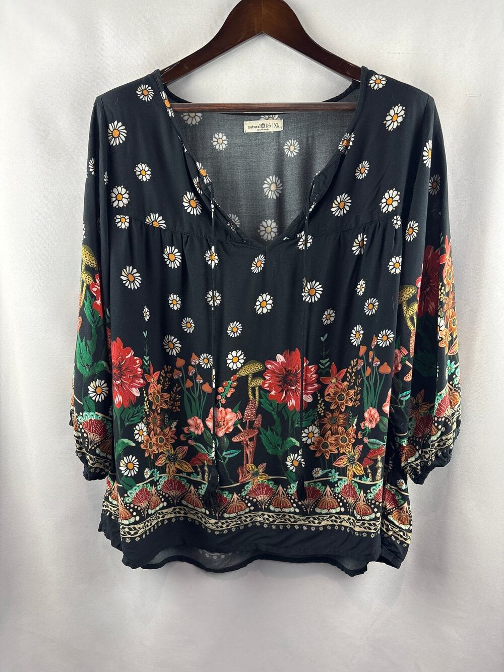 Women’s Natural Life XL Black Floral & Mushroom Patterned Blouse